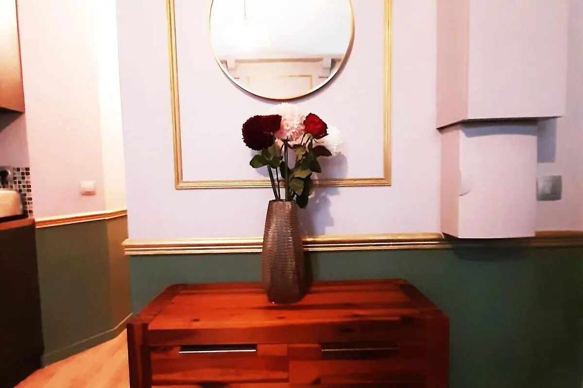 Guernica Apartment Paris Montmartre